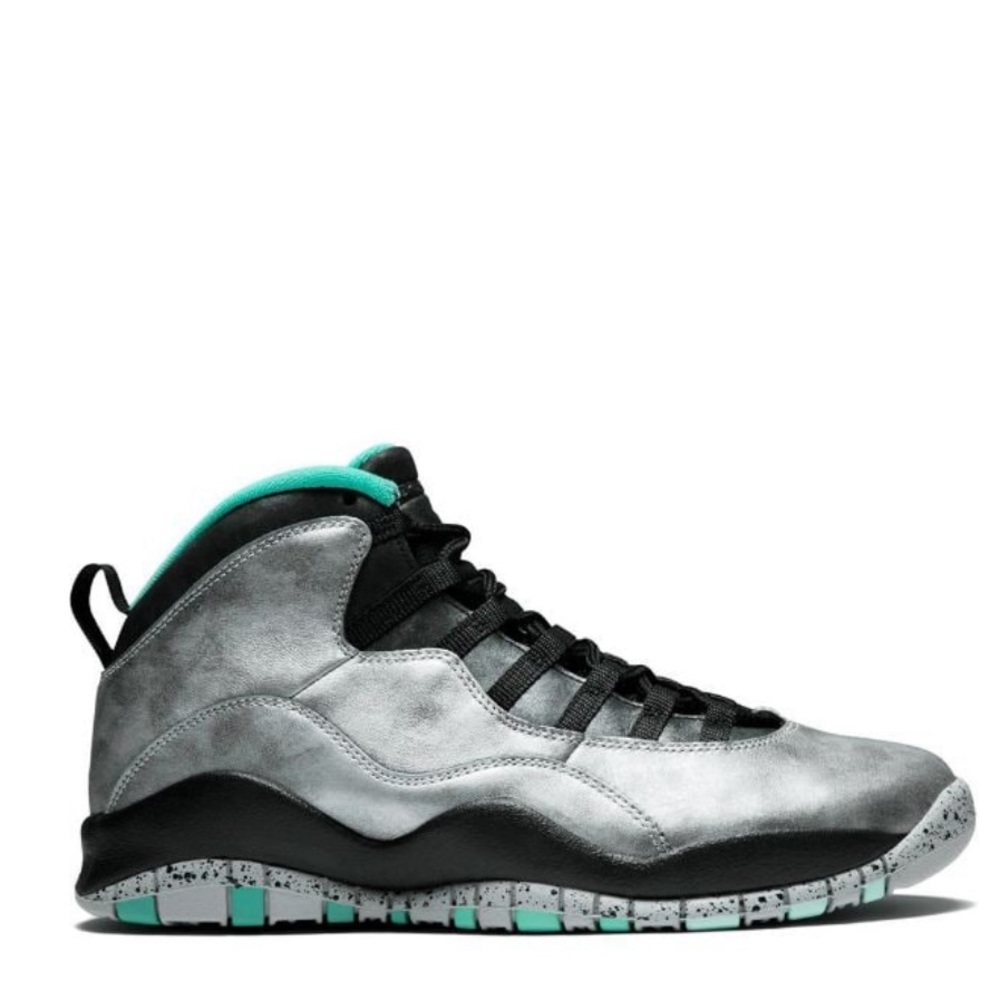 Jordan Retro Air 10 Sneakers 5.5 Y worn once! 👟